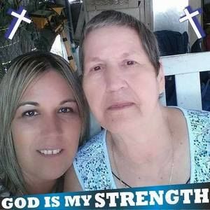 Meet your Posher, Nikki pousson